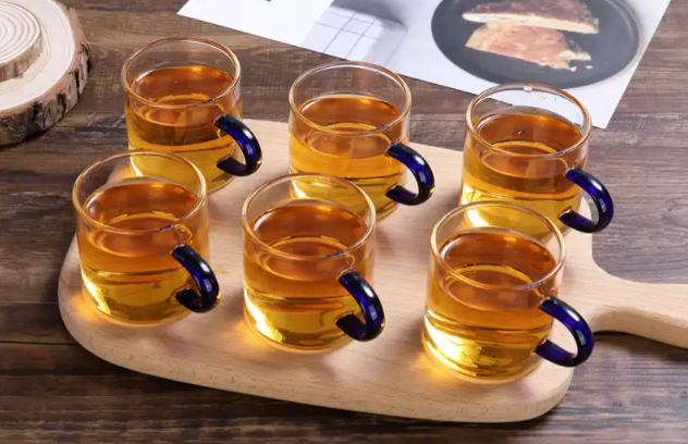 玻璃水杯.png