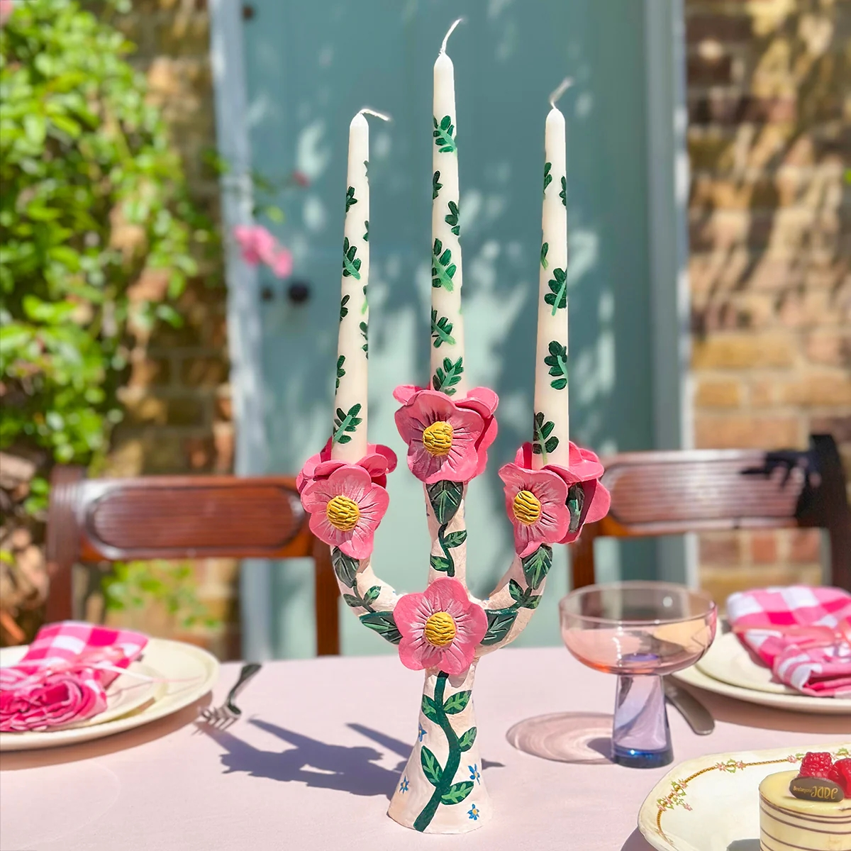 Creative hand-painted flower candle holder.png