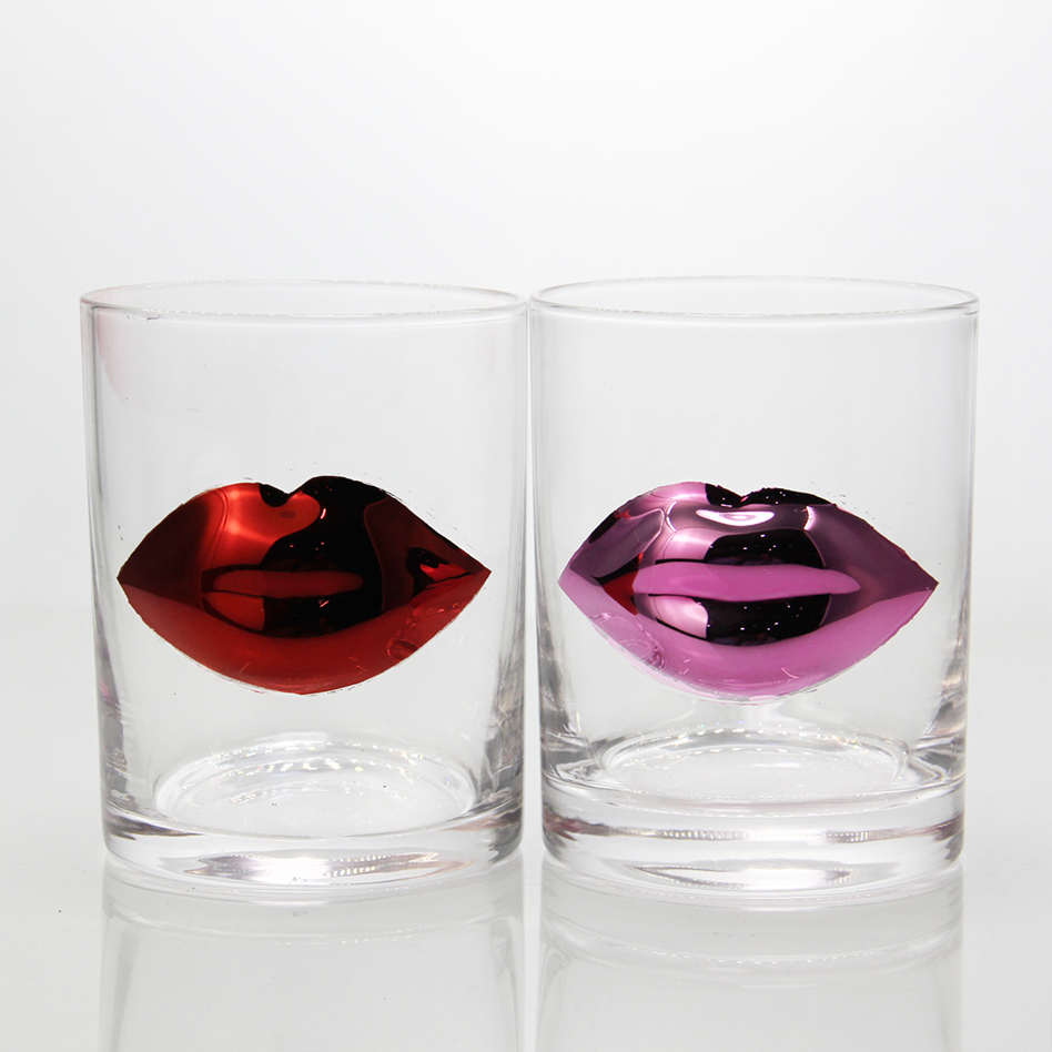 Drinking Glass with lip decoration